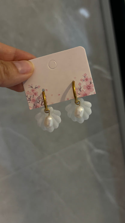 Maréa avec sa perle d’eau douche